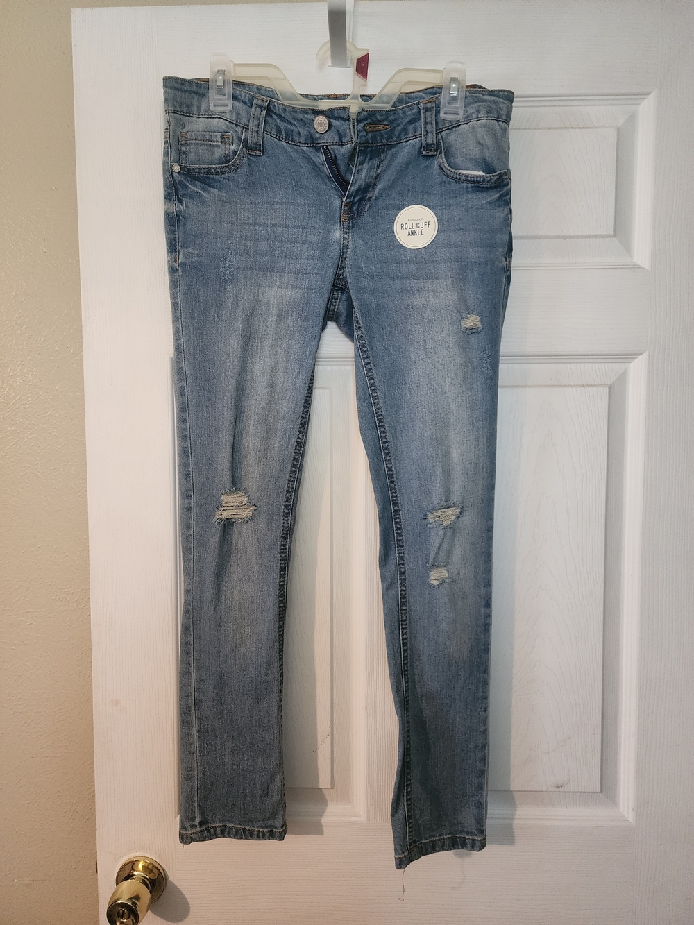 Blue Asphalt Women's Light Blue Skinny Distressed Jeans